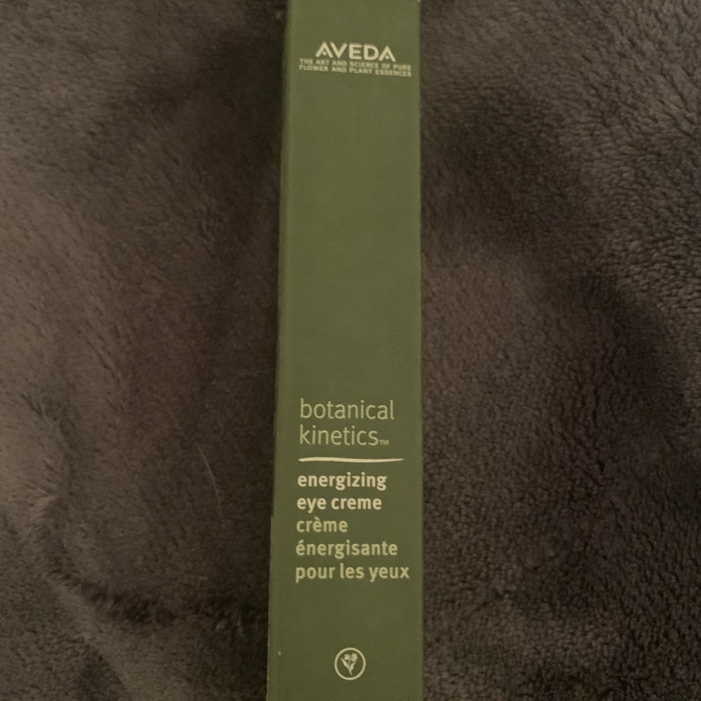 Aveda energizing eye cream 🌼